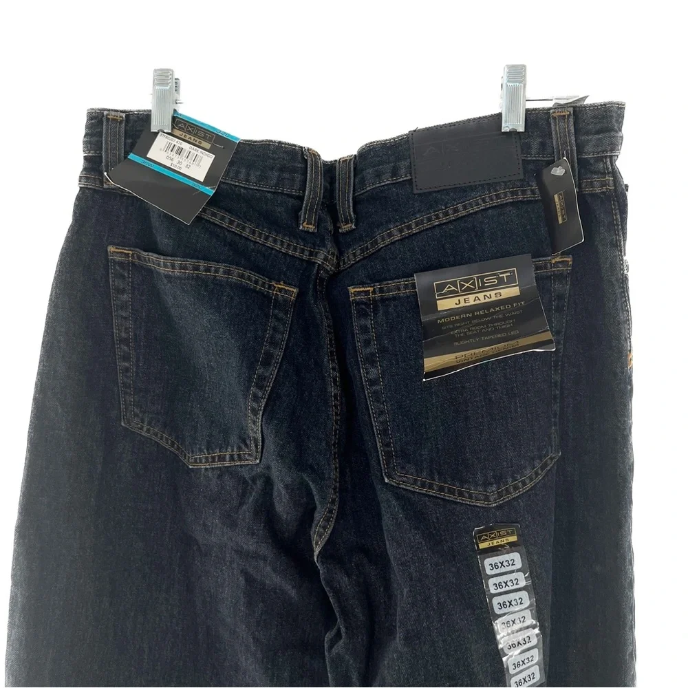 Axist modern relaxed